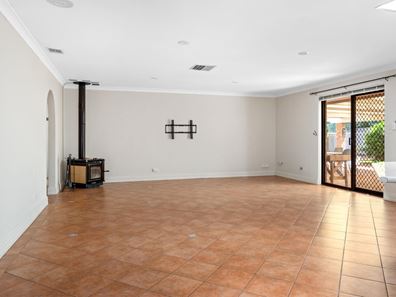 3 Jugan Place, Hannans WA 6430