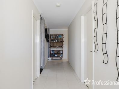 26 Midgegooroo Street, Ellenbrook WA 6069