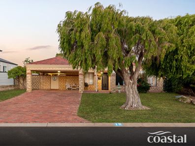 18 Success Street, Madora Bay WA 6210