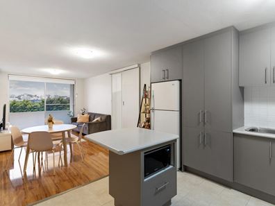 15/572 Newcastle Street, West Perth WA 6005
