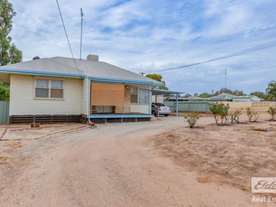 1 Strickland Avenue, Northam WA 6401