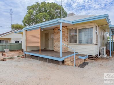 1 Strickland Avenue, Northam WA 6401