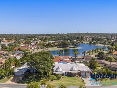 302 Summerlakes Parade, Ballajura WA 6066