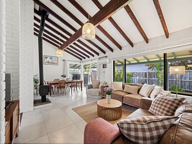1A Papadakis Avenue, Prevelly WA 6285