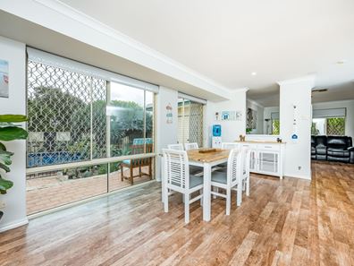 16 Newlin Mews, Clarkson WA 6030