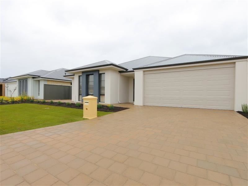 22 Charnwood Grove, Hilbert WA 6112