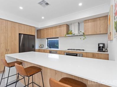 8A Cabramatta Street, Bayswater WA 6053