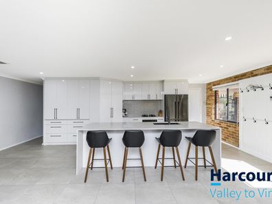 85 Balladong Loop, Carramar WA 6031