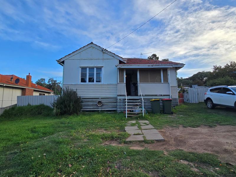 43 Railway Parade, Boyup Brook WA 6244