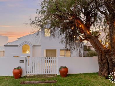 8B Reserve Street, Bicton WA 6157