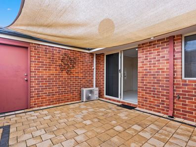43A Stroughton Road, Westminster WA 6061