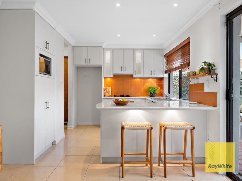 5 Denham Way, Thornlie WA 6108