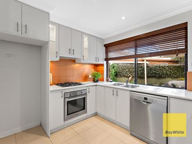 5 Denham Way, Thornlie WA 6108