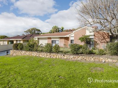 28 Brookland Crescent, Marangaroo WA 6064