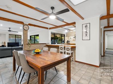 25 Abrolhos Close, Shelley WA 6148