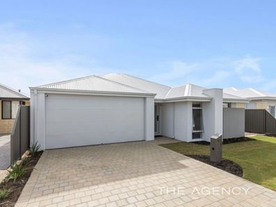 15 Lavender Road, Henley Brook WA 6055