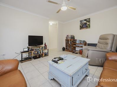 5/14 Coachwood Gardens, Ballajura WA 6066