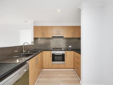 1/71 Kooyong Road, Rivervale WA 6103