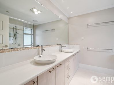 13 Cheltenham Approach, Harrisdale WA 6112