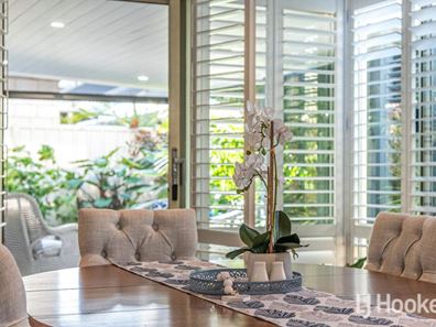70 Leisure Way, Halls Head WA 6210