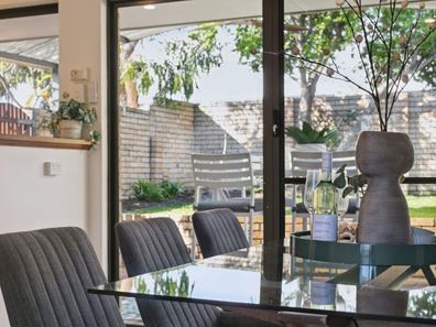 1/17 Calais Road, Scarborough WA 6019