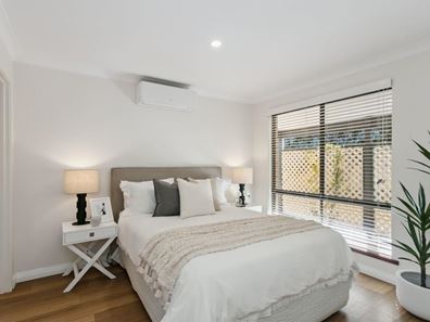 1/17 Calais Road, Scarborough WA 6019