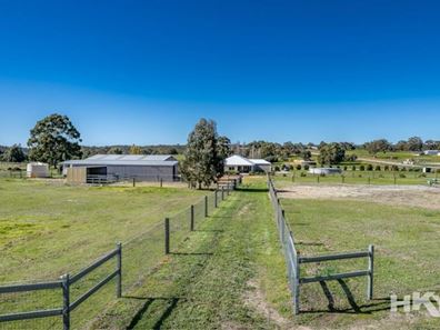 64 Ellendale Drive, Lower Chittering WA 6084