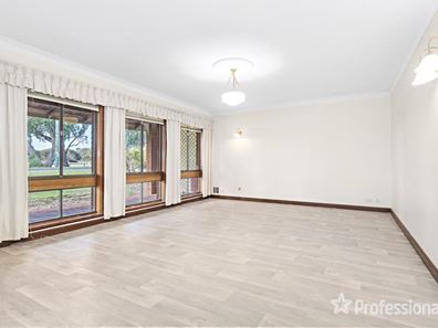 6 Green Street, Bluff Point WA 6530