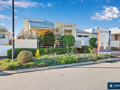 12 Hazewinkel Gardens, Champion Lakes WA 6111