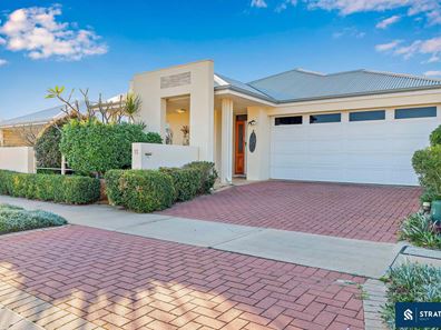12 Hazewinkel Gardens, Champion Lakes WA 6111