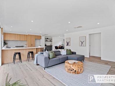 117 Baningan Avenue, Success WA 6164