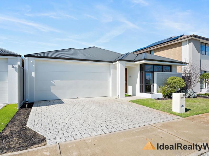 23 Golden Way, Piara Waters