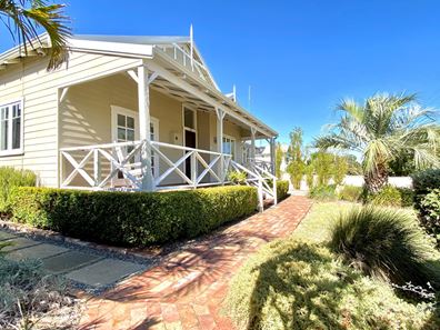 13 Parnell Street, Waroona WA 6215