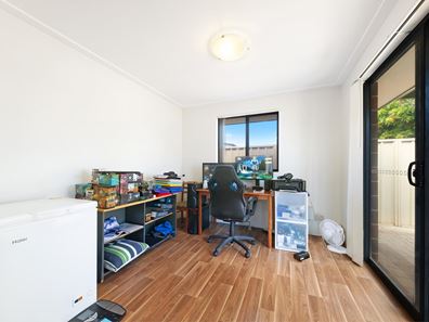 2/210 Durlacher Street, Geraldton WA 6530