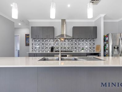 9 Crillin Way, Byford WA 6122