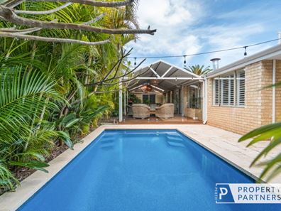 7 Shoalwater Parkway, Iluka WA 6028