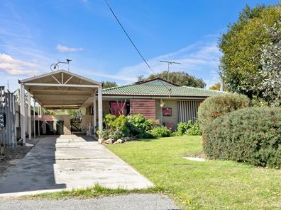 30 Thompson Drive, Wanneroo WA 6065
