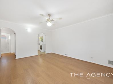 1/105 Safety Bay Road, Shoalwater WA 6169