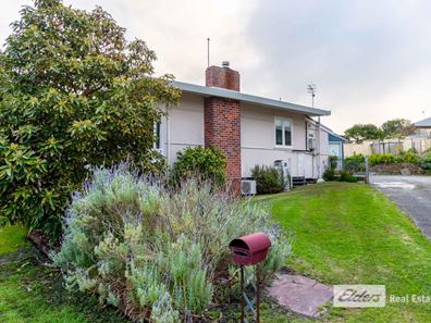 16 Mueller Street, Lockyer WA 6330