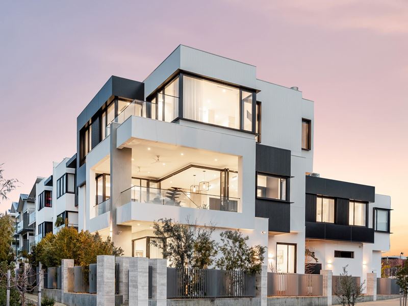 1 Morea Lane, North Coogee