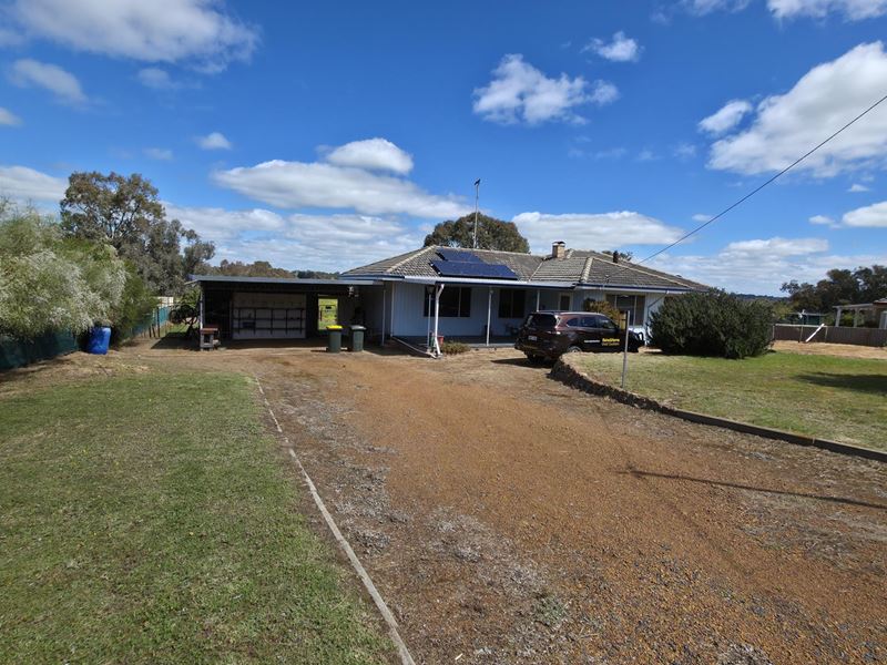 38 Newstead Road, Kojonup WA 6395