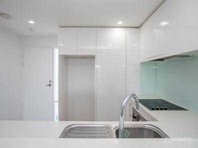 205/348 Railway Parade, Beckenham WA 6107