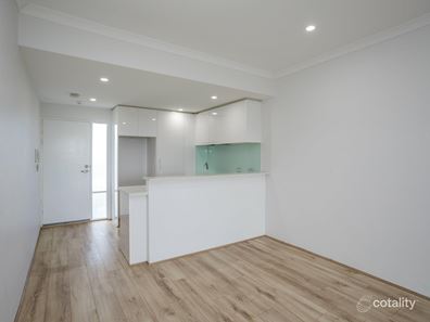 205/348 Railway Parade, Beckenham WA 6107