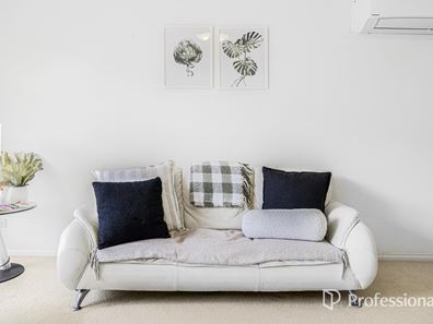 9/2 Agnew Way, Subiaco WA 6008