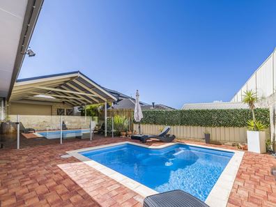 37 Glomach Circuit, Kinross WA 6028