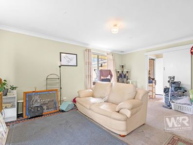 21 McKail Street, Orana WA 6330