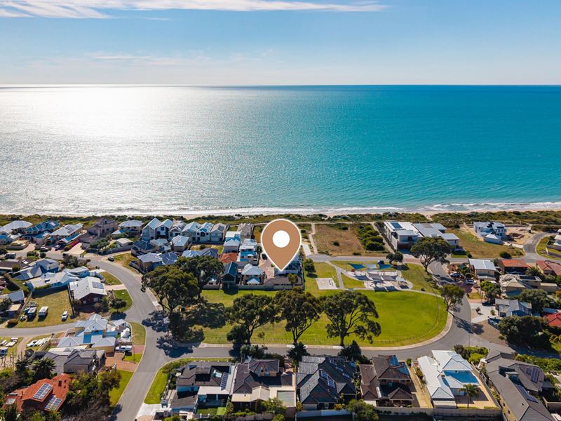 13/68 Hickman Road, Silver Sands