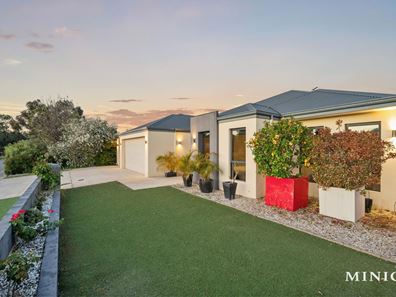 14 Woile Way, Byford WA 6122