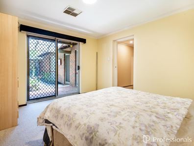49 Diosma Way, Forrestfield WA 6058