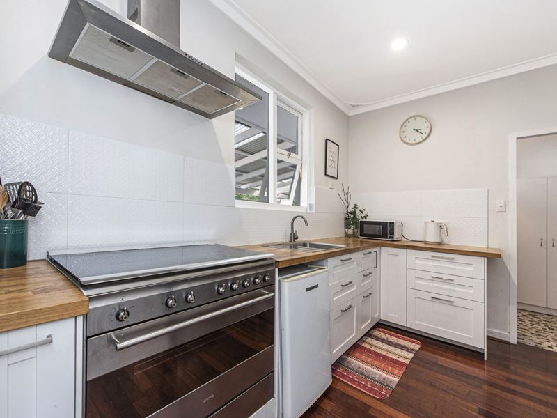 45 Cygnus Street, Rockingham WA 6168